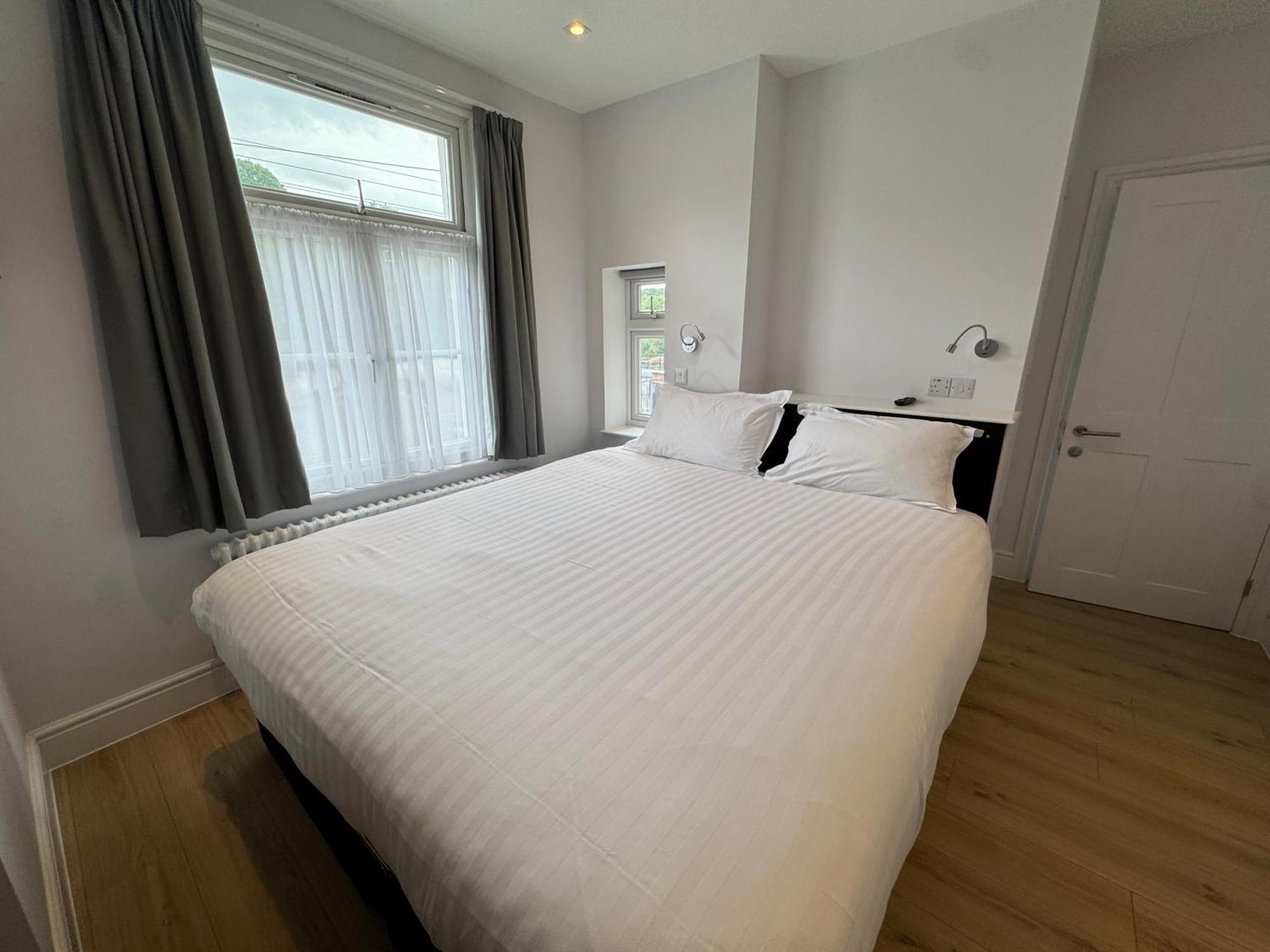 Brentwood Hotel Eksteriør billede
